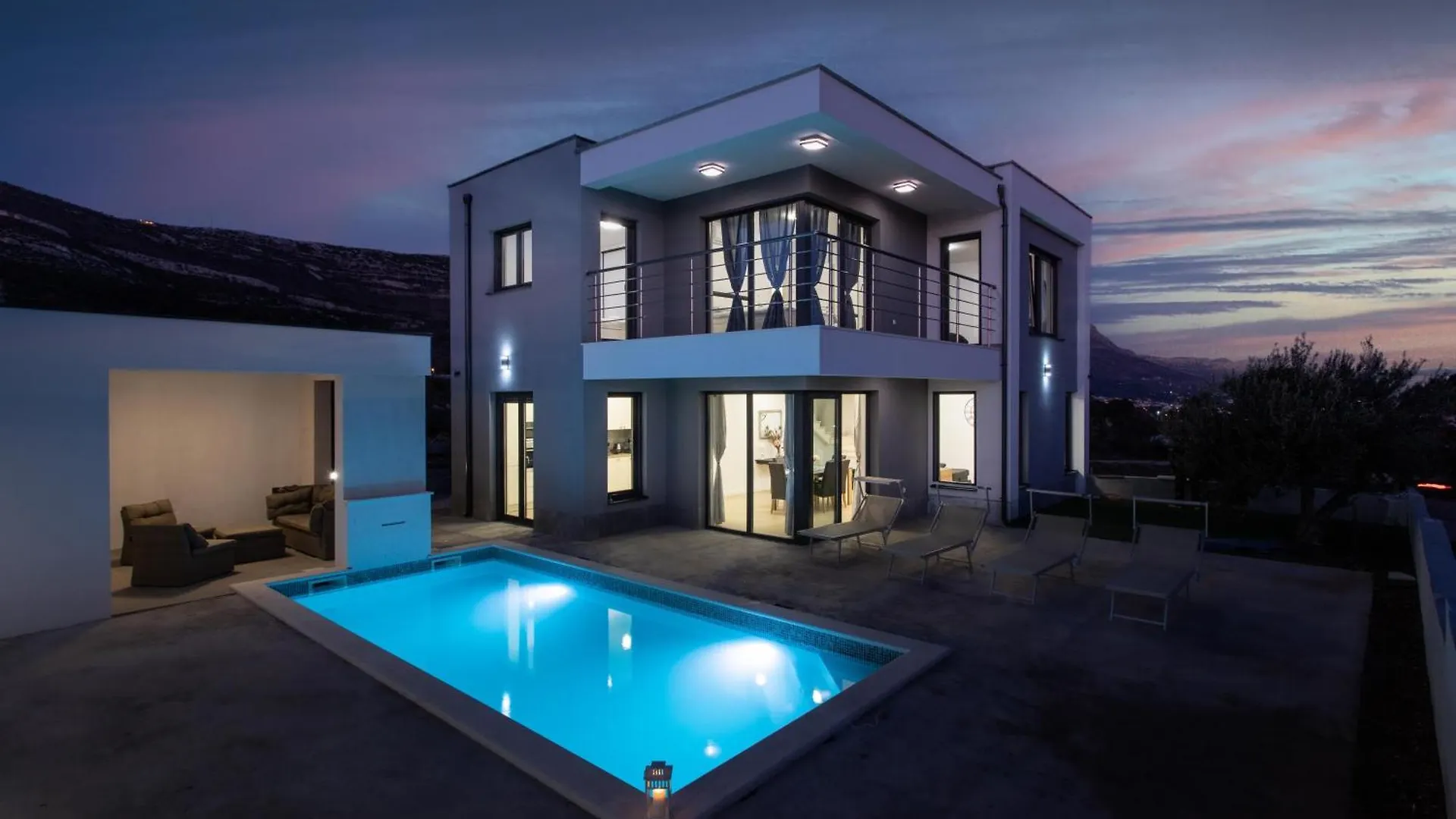 House Marion Villa Kastel Novi